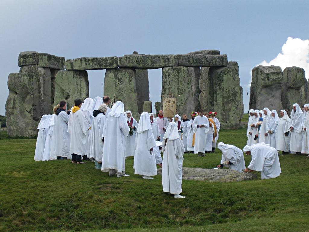 stonehenge druids